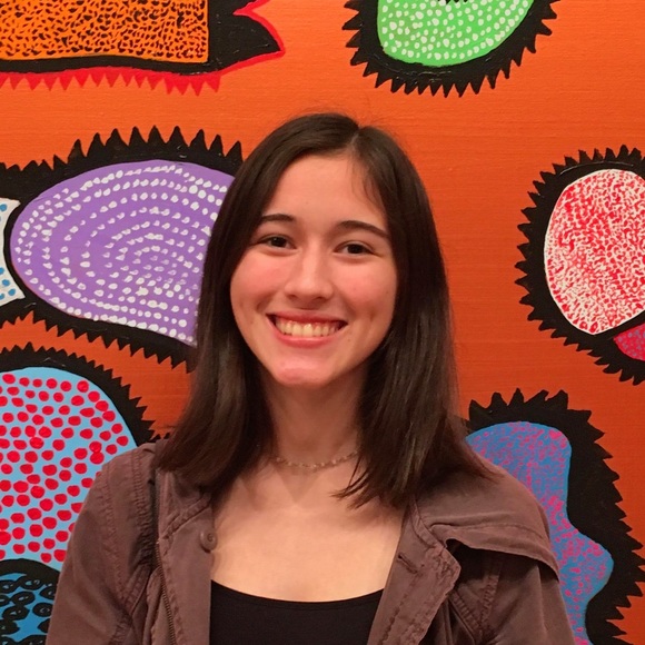Meet your Posher, Courtney - Picture 1 of 1